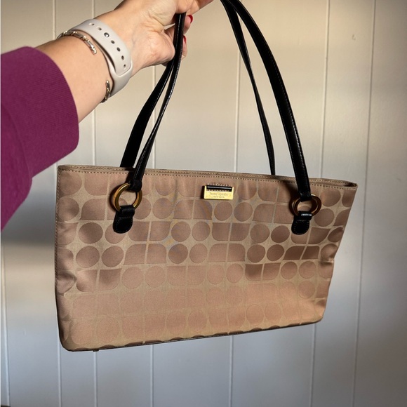 kate spade Handbags - Kate Spade Brown Geometric Purse